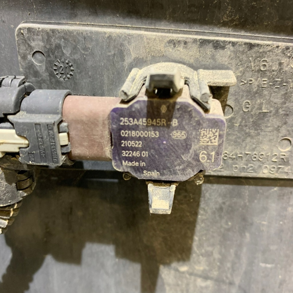 фото №8, Renault trafic iii iv левый уголок бампер задняя датчик 2 pdc 850172697r