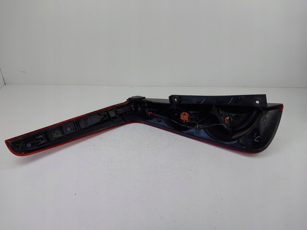 фото №7, Лампа правый задняя 220-16752 nissan note e11