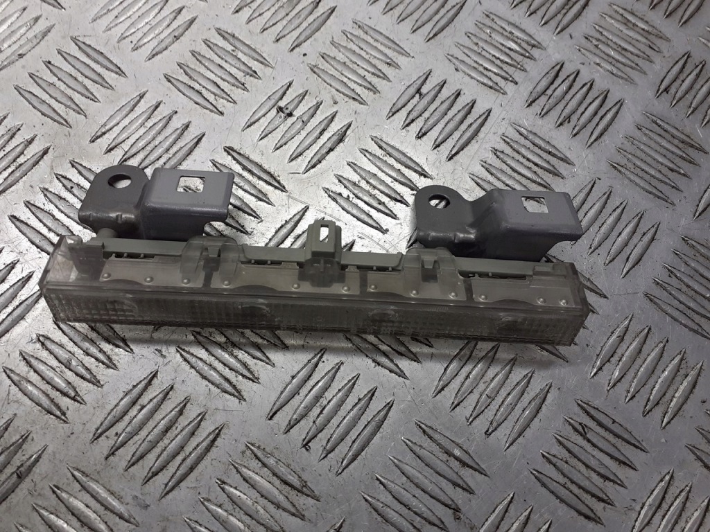 фото №2, Свет стоп-сигнал toyota auris 1.4 d4d