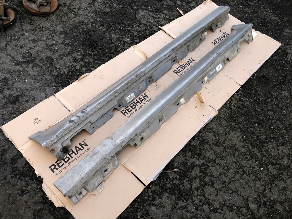 фото №1, Молдинг порог правая порог bmw f11 оригинал a72