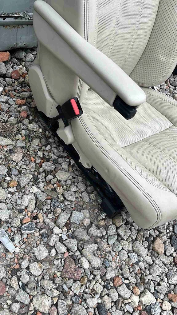 фото №2, Land rover range rover l405 комплект салона обшивки заднее сиденье сиденья