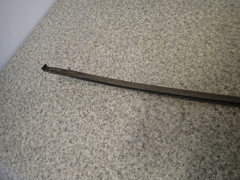 фото №5, Toyota corolla e12 kombi 03-07 молдинг кровельная левая