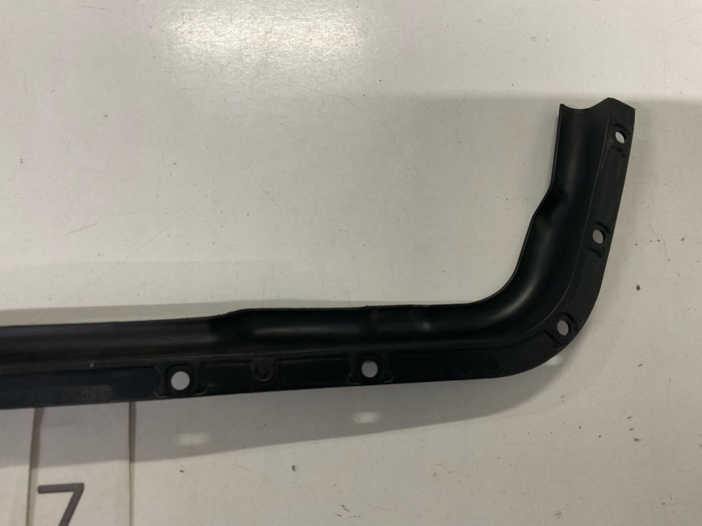 фото №10, Прокладка капот, решітка renault clio iv/4 658105057r 1037.