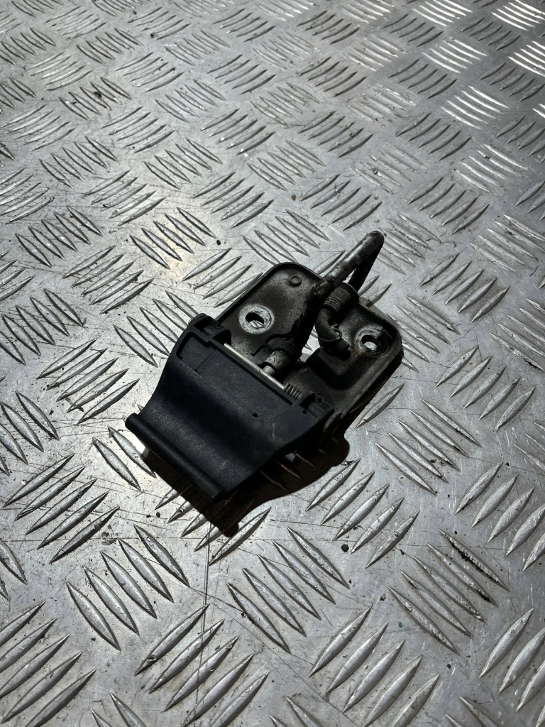 фото №1, Засов замок капот skoda karoq 17-