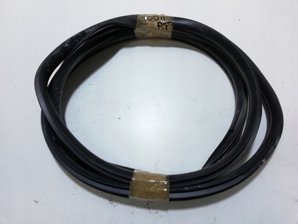 фото №1, Прокладка двері правий задня hyundai i30 ii 12-17 kom