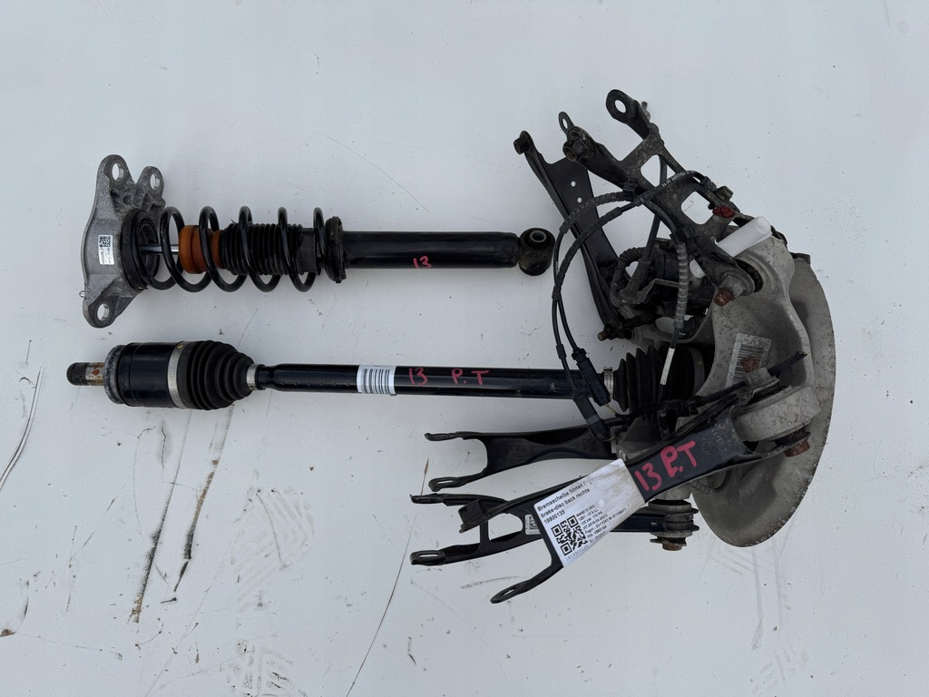 фото №1, Bmw i3 поворотний кулак важіль амортизатор привідний вал правий задня