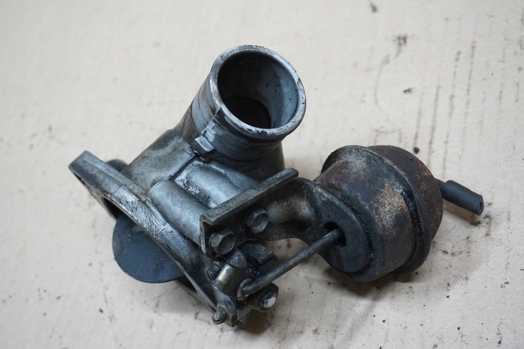 фото №7, Isuzu trooper дросельна заслінка 2,8 td ,,4jb1" 84-91r