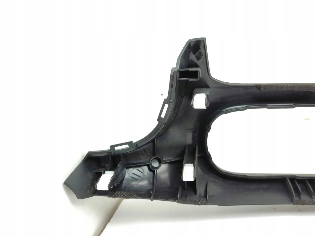 фото №6, Hyundai kona i 2019 левая сторона element панели приборной панели / середина