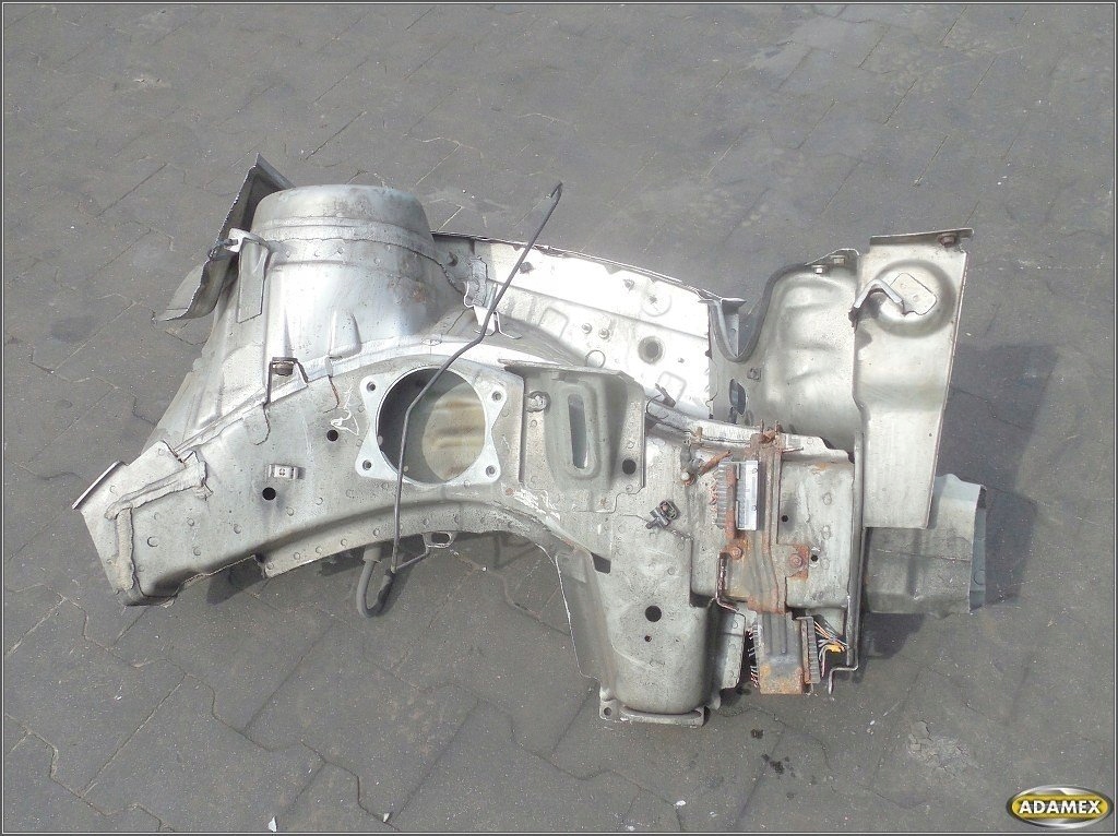 фото №3, Cadillac bls 2008r - четверть левый перед