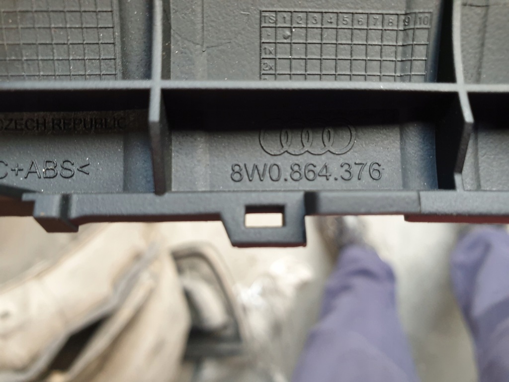 фото №4, Рамка защита туннель задняя вместе с прикуриватель i usb