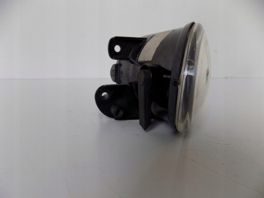 фото №7, Vw passat b6 3c0 - противотуманная фара левый - 5103