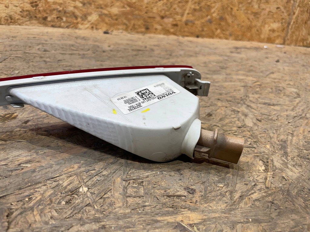 фото №8, Volvo xc40 xc-40 17- відбивач лампа протитуманна ліва задня задня w бампер