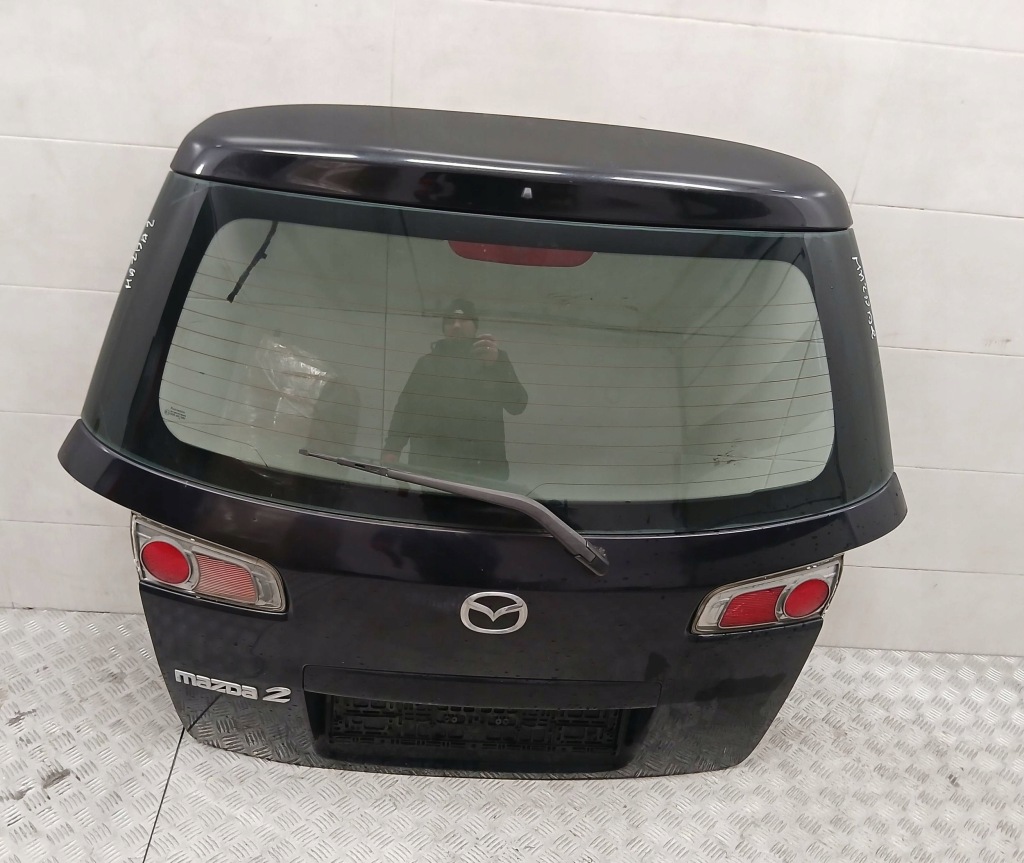фото №1, Mazda 2 dy demio крышка багажника задняя багажника задняя 03-07