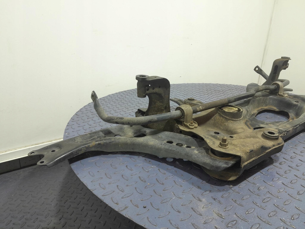 фото №5, Skoda octavia iii 1.4 tsi поперечина підрамник підрамник балка підвіска перед