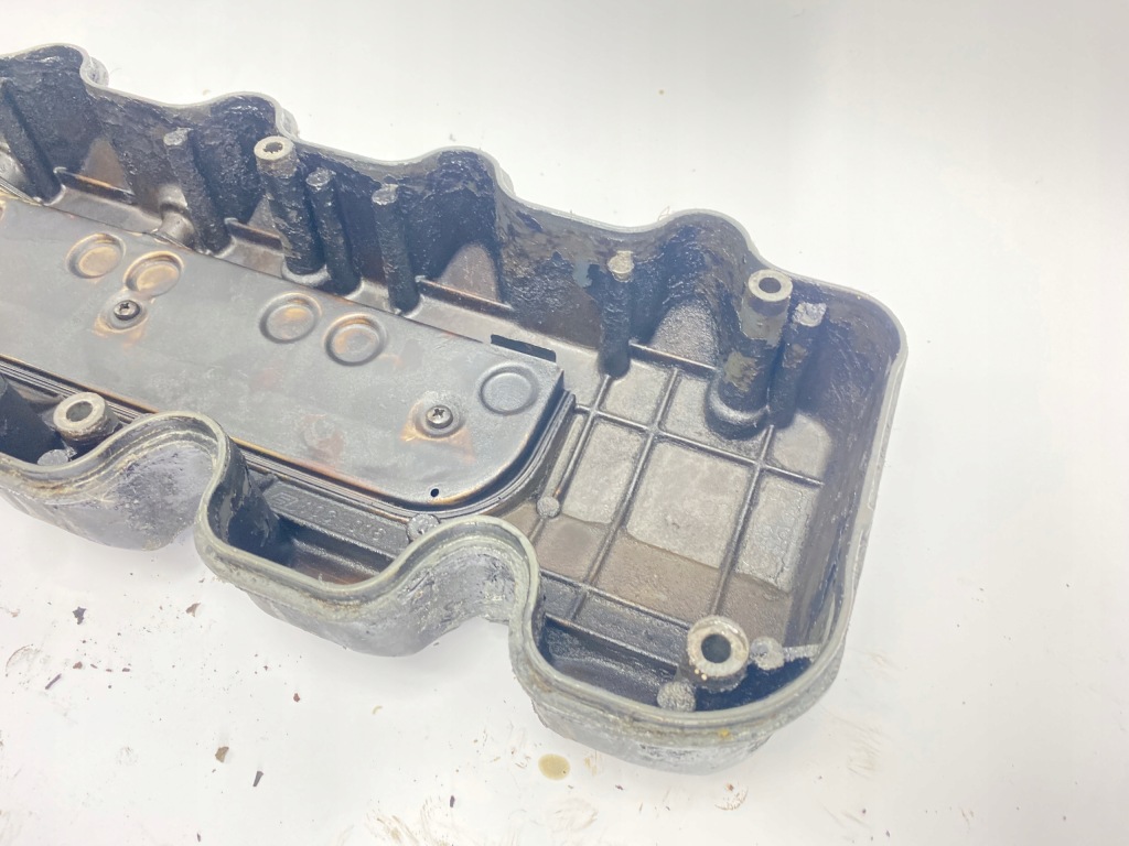 Крышка клапанов mercedes w124 m103 1030160105 300e 260e w126 300se 260se Цена