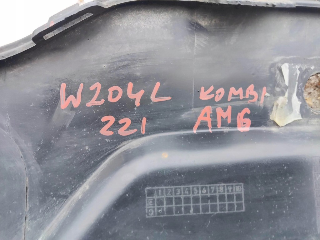 Купить Mercedes c klasa w204 накладка бампера задняя amg a2048853838