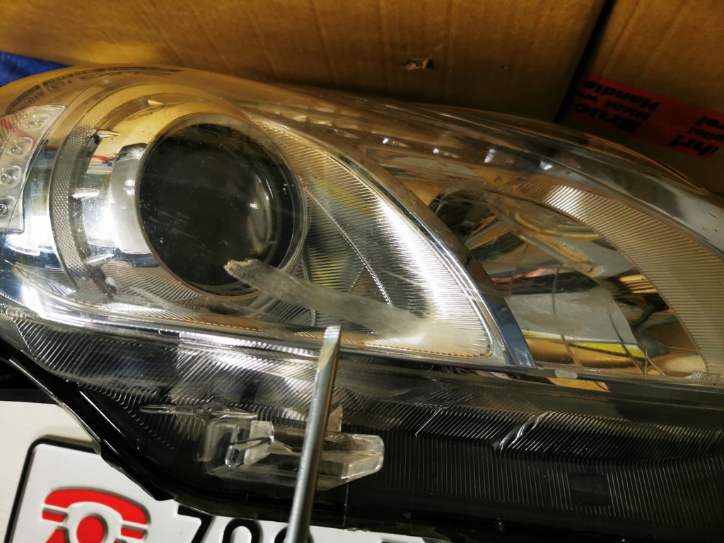 фото №5, Toyota prius iii 3 2009 - лампа правая линза led оригинал oe!