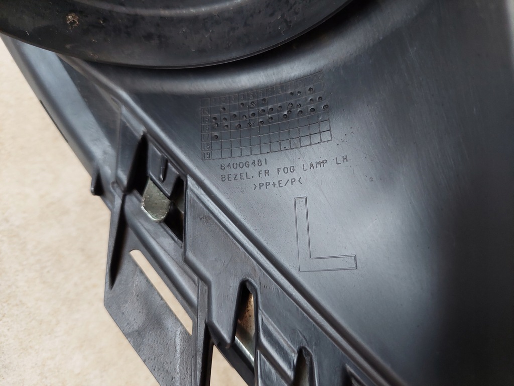 фото №6, Решітка бампера - ліва - mitsubishi outlander iii - lift - 15-18