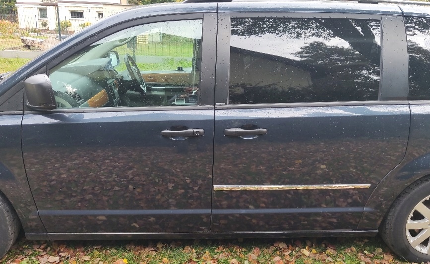 фото №1, Дверь левый задняя chrysler voyager v 08 - 12 rok