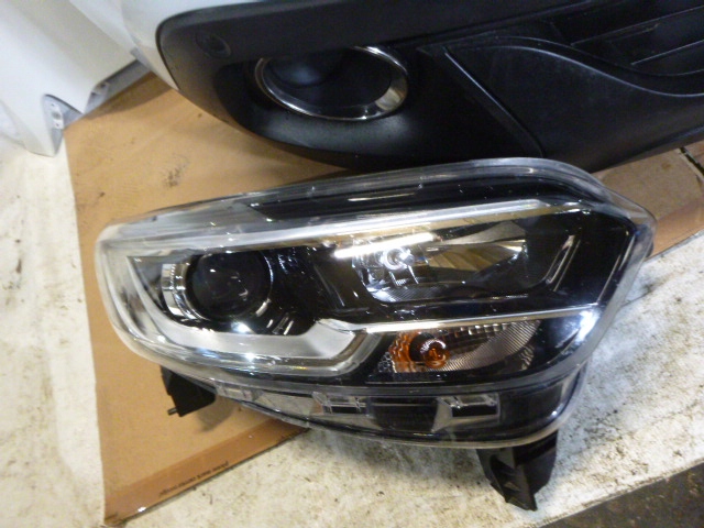 фото №5, Renault kadjar 4x pdc перед бампер капот лампи