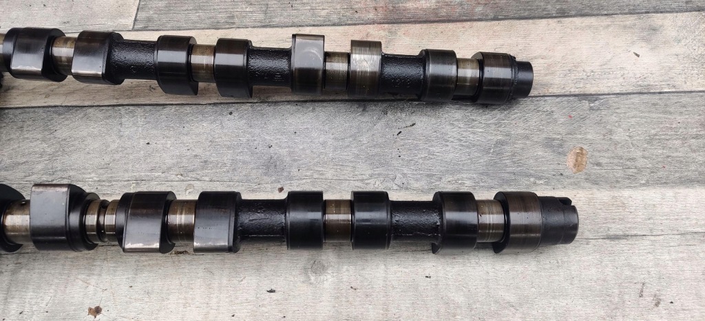 Вал вали розподільного валу 2 szt комплект alfa romeo 145 1.4 16v в Україні