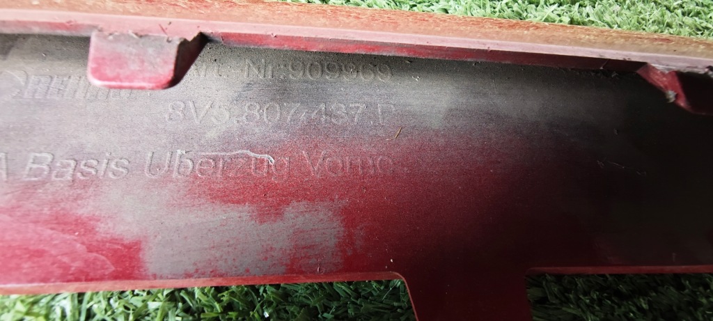 Бампер перед audi a3 8v5 sedan Оригинал