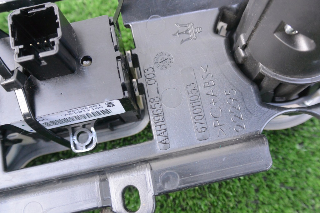 фото №6, Выключатель свет кнопка запуск стоп корпус maserati quattroporte ghibli