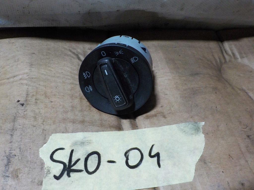 фото №4, Skoda rapid 1.6 tdi 2016r перемикач світла 5e0941431f