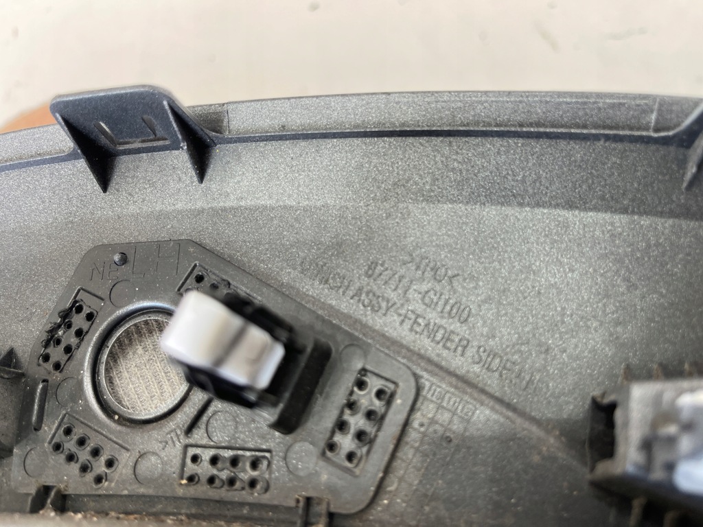 фото №9, Hyundai ioniq v 5 молдинг na крила ліва перед передня