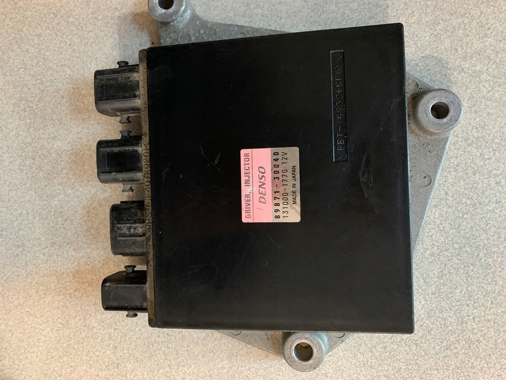 фото №1, Lexus rx iv 450h модуль форсунок 89871-30040