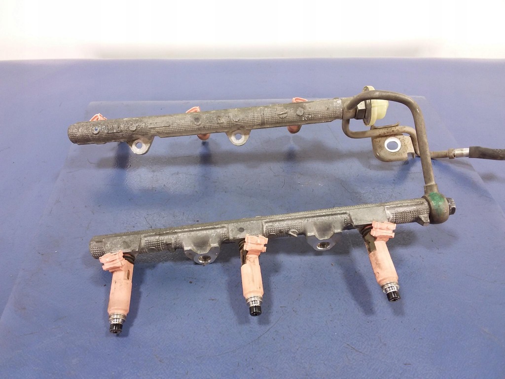 фото №1, Lexus rx ii 400h 3.3 v6 накладки топливные форсунки