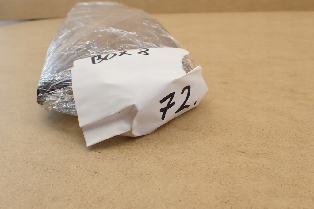 Opel astra iv j рестайлінг  2012- молдинг бампера решітка радіатора przód13381812 13368664 в Україні