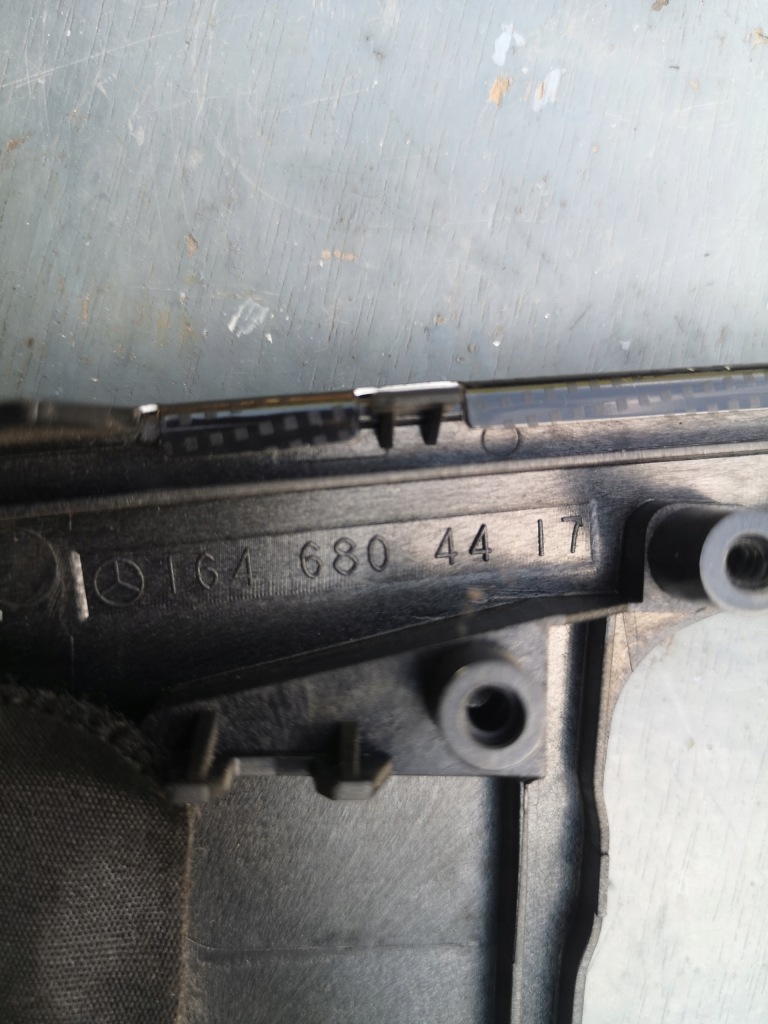 Панель рамка mercedes w164 ml Доставка