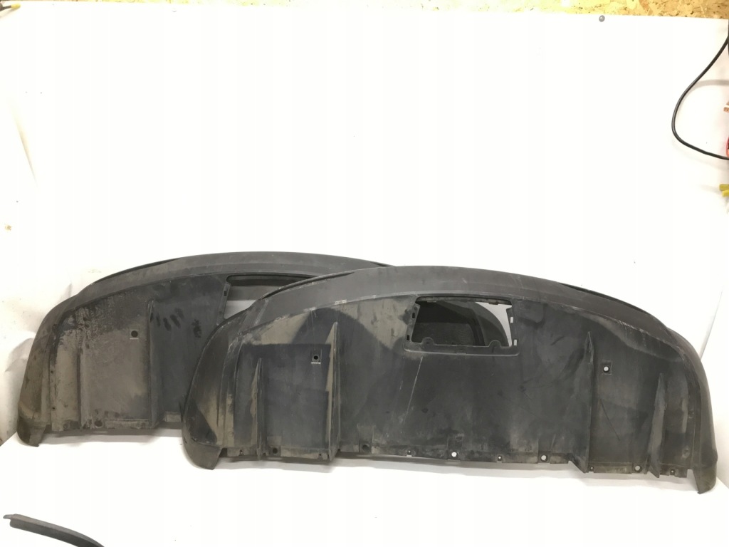 фото №1, Tesla x накладка спойлер бампера заднего задняя