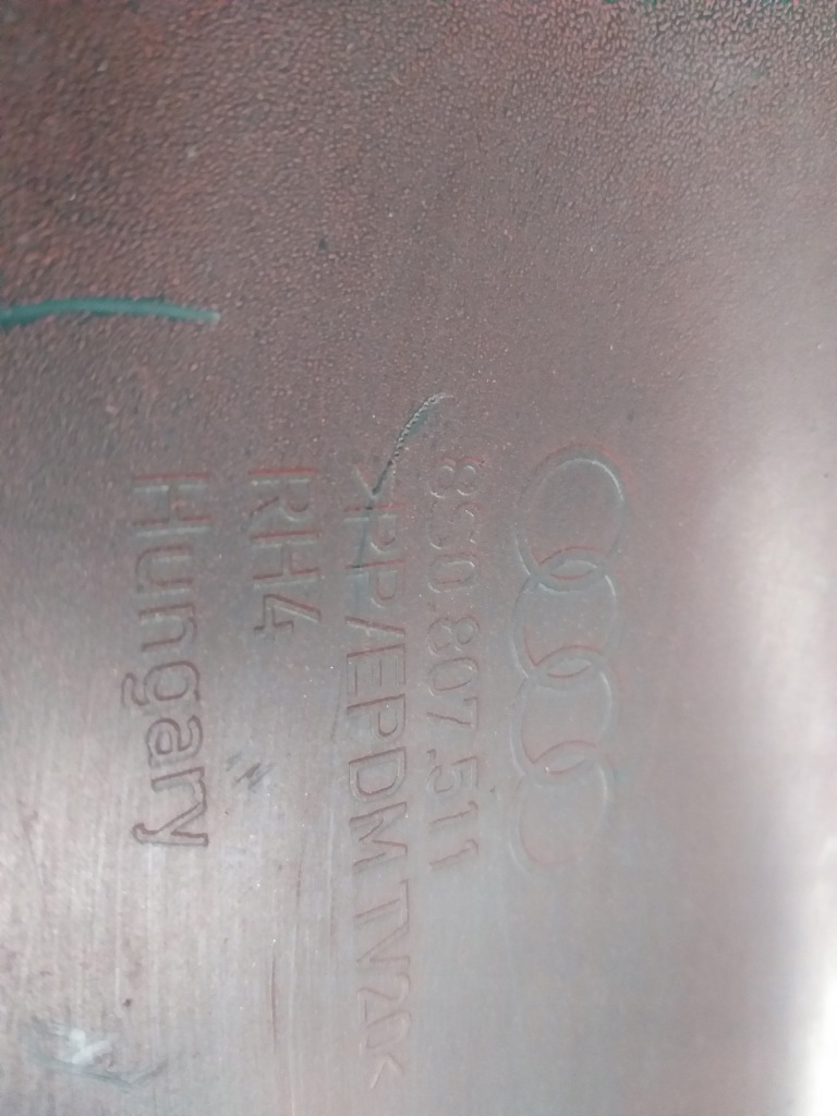 фото №8, Audi оригінальний номер 8s0807511 бампер