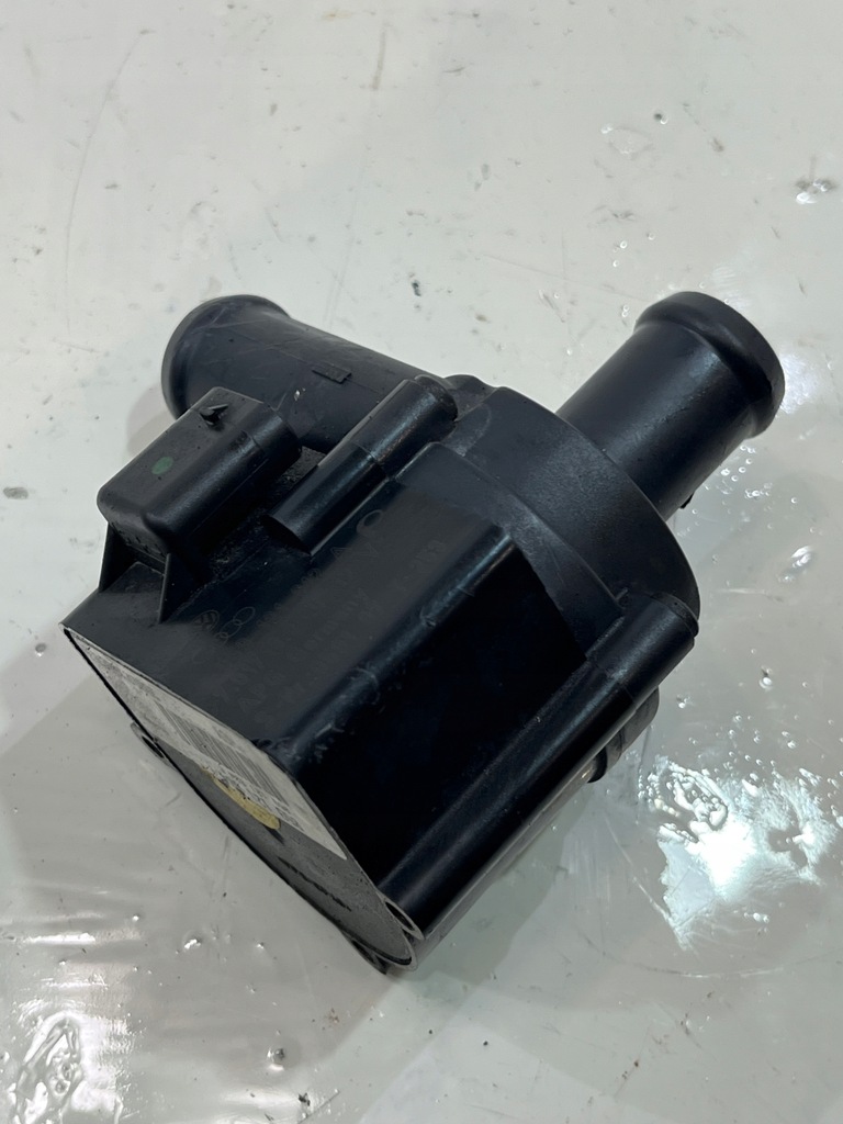 фото №1, Насос wody audi a5 8t 3.0 tdi 059121004f