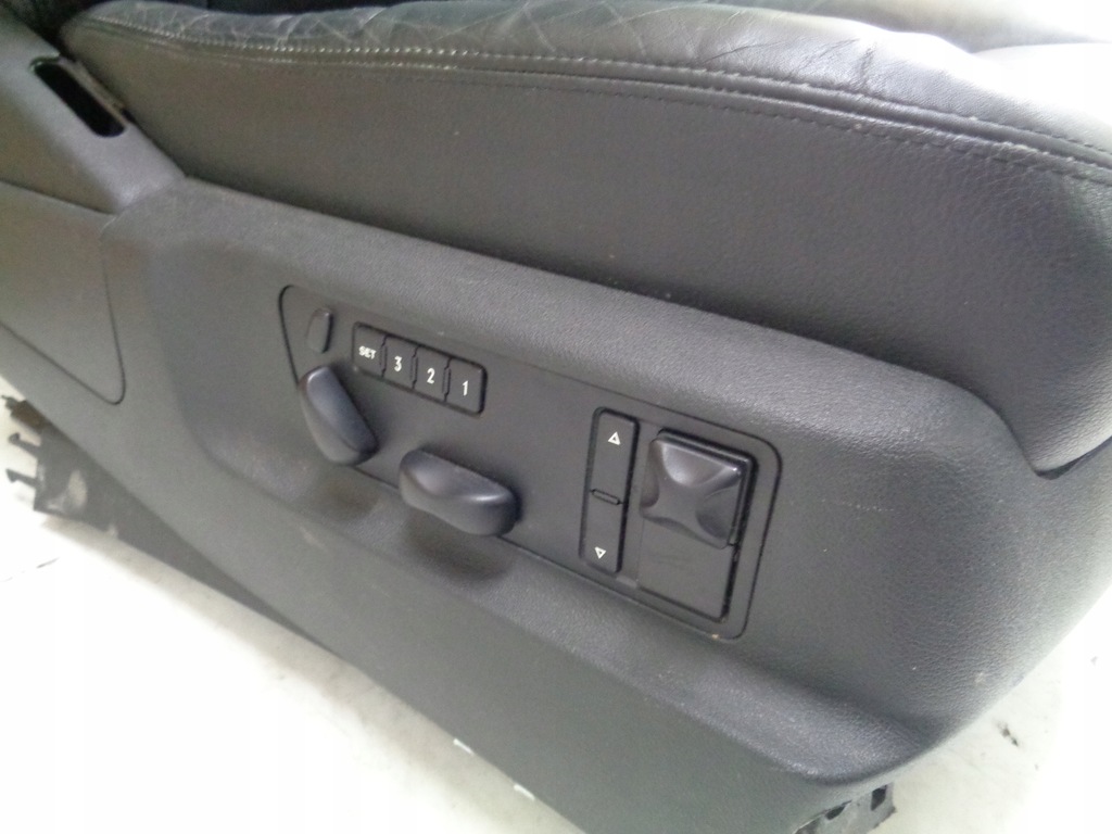 фото №7, Porsche cayenne 7l сидіння середина салон шкіра