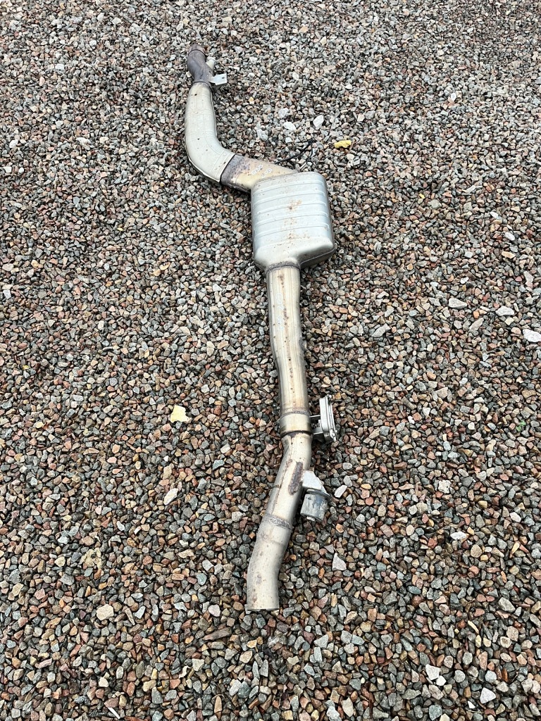 фото №1, Bmw 5 g30 g31 2.0d вихлоп гасник каталізатор