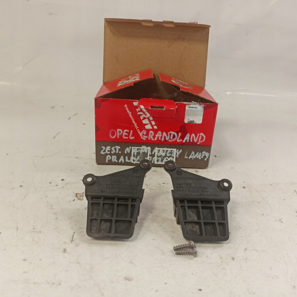 фото №1, Opel grandland правий кронштейн фара набір ремонтний oryg yp00104580