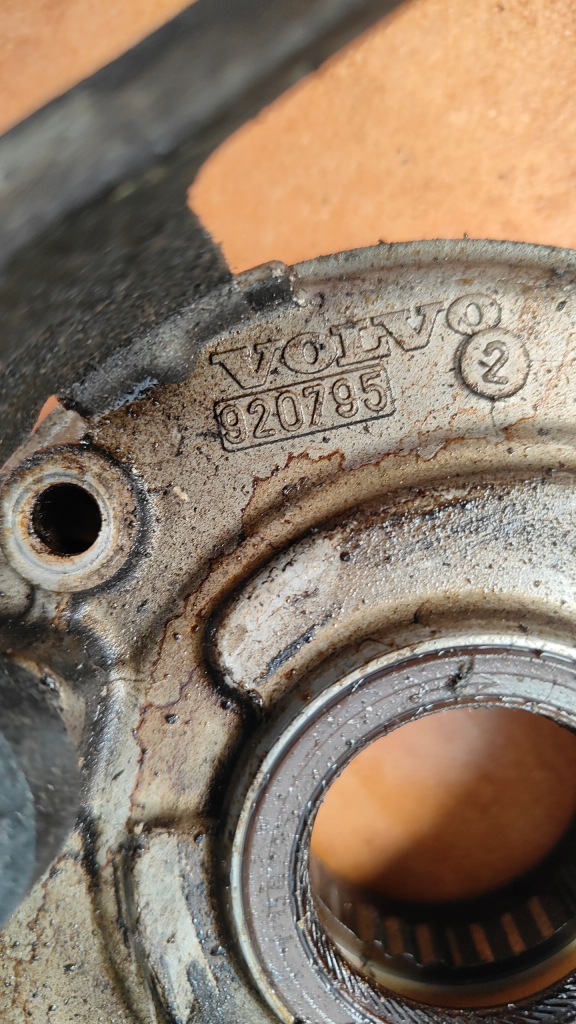 Volvo насос оливи масляна 3077709 127593 945842 920795 863157 Київ