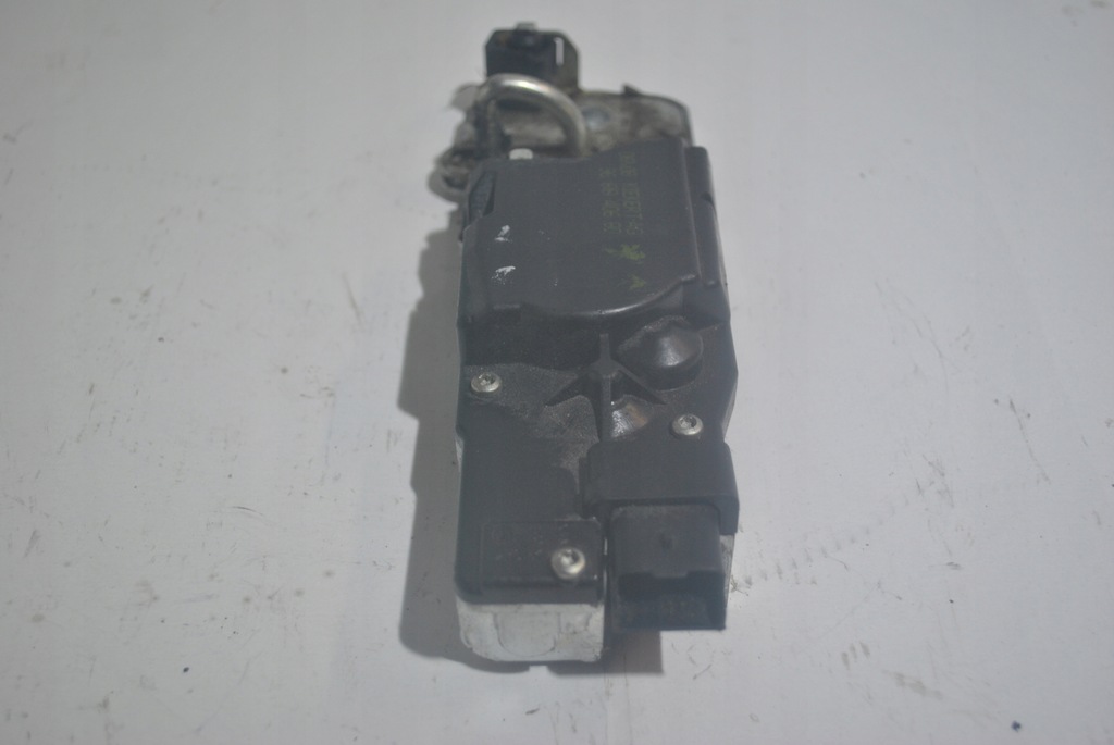 фото №8, Замок крышки багажника citroen c5 ii 9661840680