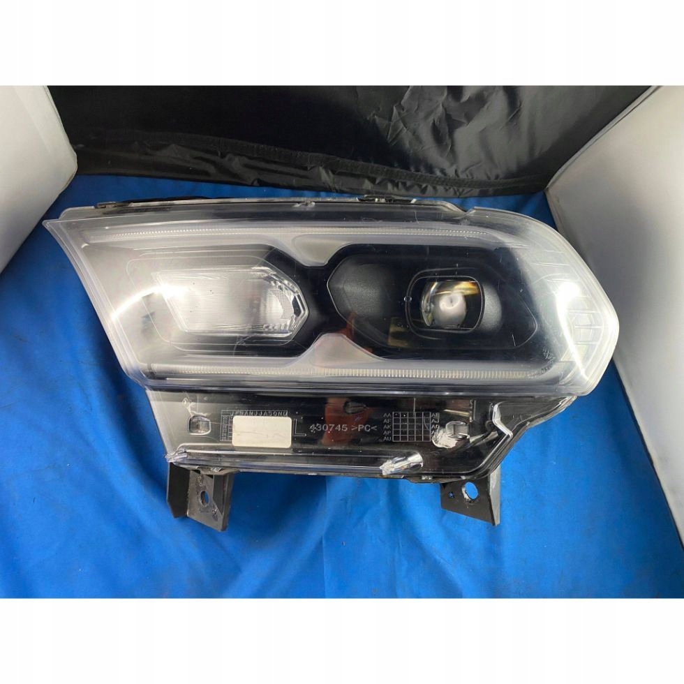 фото №1, Фара - dodge durango - 68433779ae