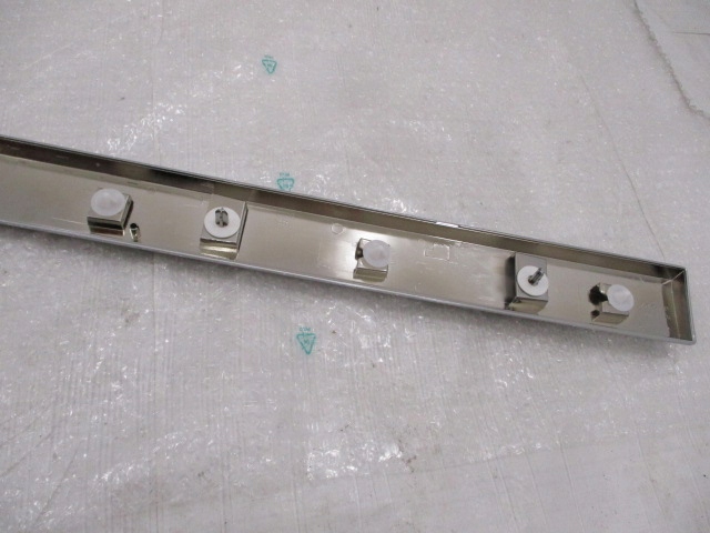 фото №5, Peugeot 2008 молдинг декоративная дверь левых передних