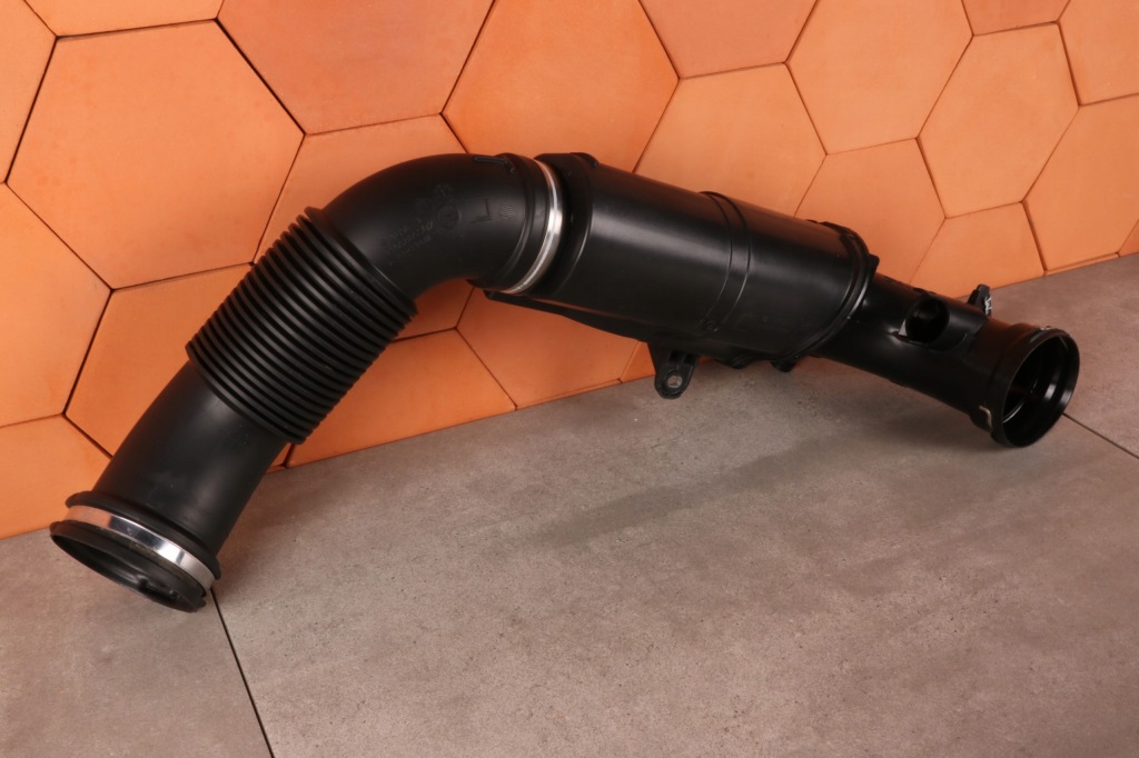 фото №1, Bmw f40 f44 f45 f46 x1 f48 x2 f39 труба канал впуск повітрозабірник повітря 7619268