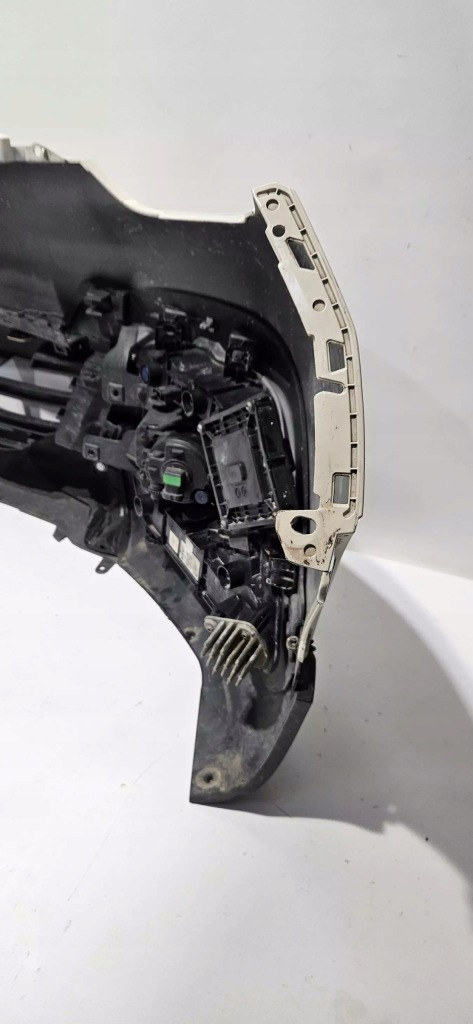Бампер передній renault captur lift 17- 620228133r Оригінал