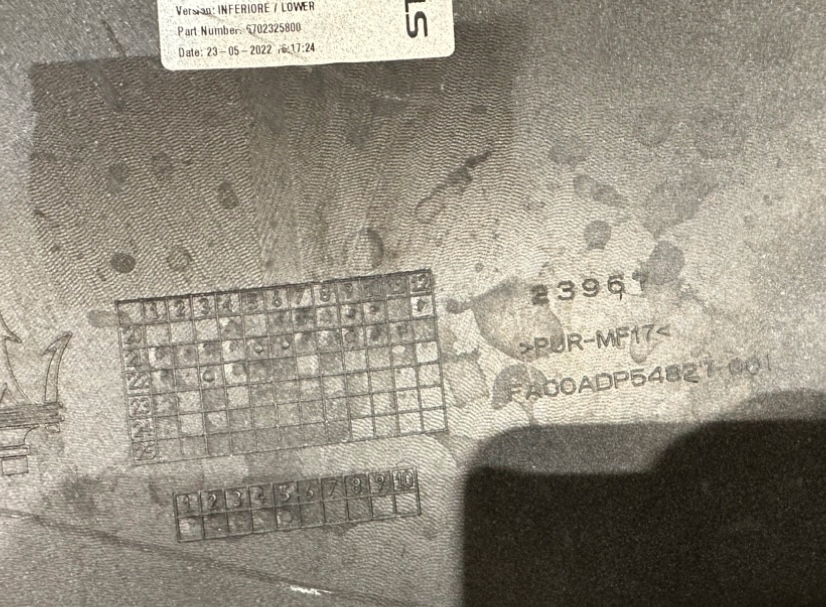 Maserati mc20 бампер задня задній 670222938 670222968 Київ