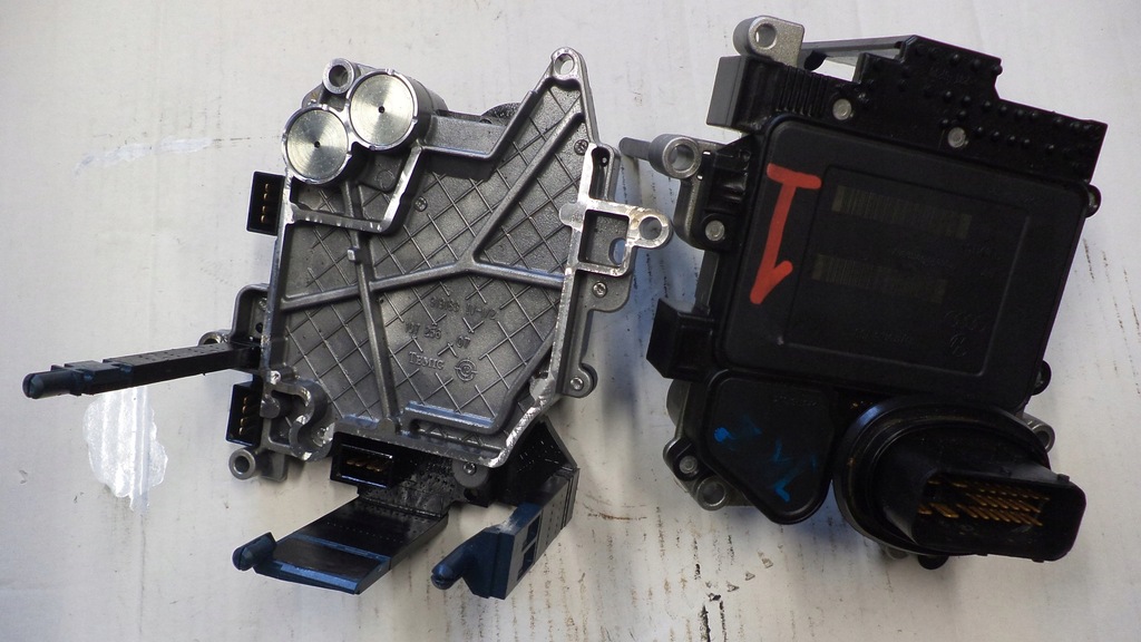 фото №1, Блок управления бортовой компьютер multitronic audi 01j927156cs