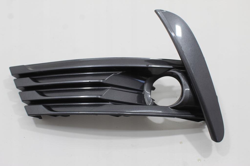 фото №1, Решётка бампера перед левая toyota corolla e16 lift 2016-