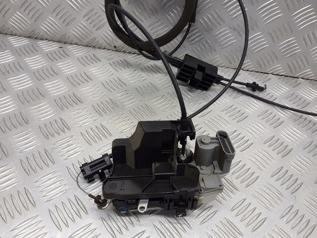 фото №5, Замок дверь правый задняя fiat doblo i 4pin