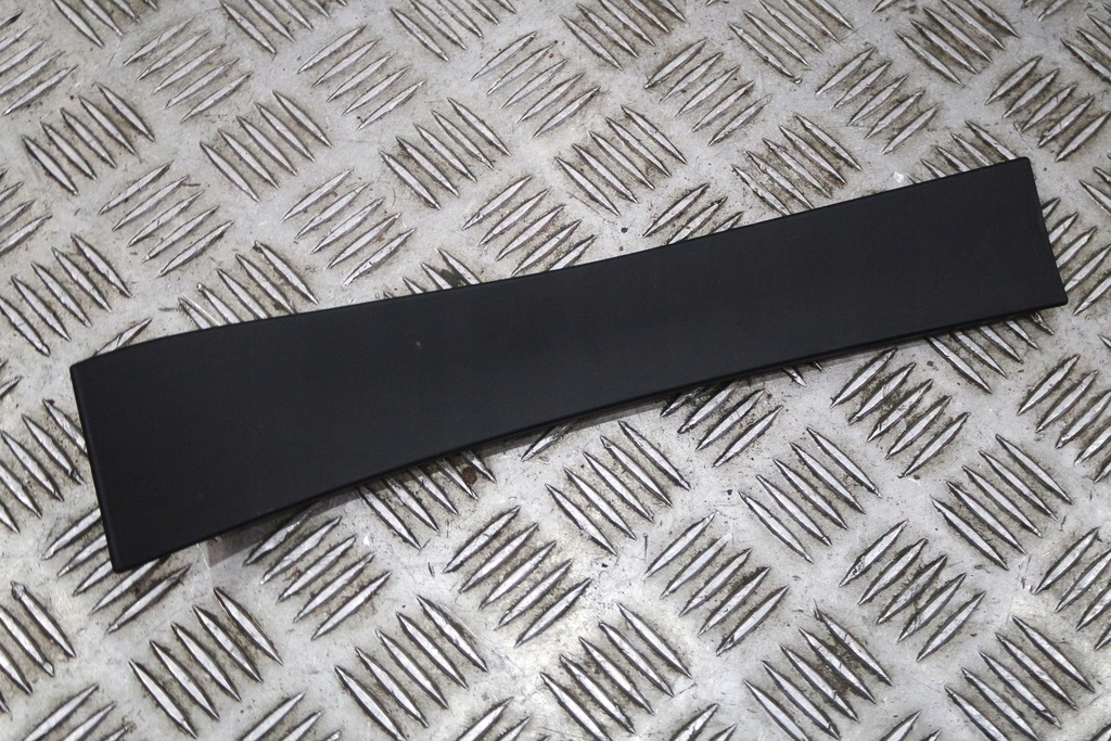 фото №1, Защита заглушка консоли maserati правая 670011107